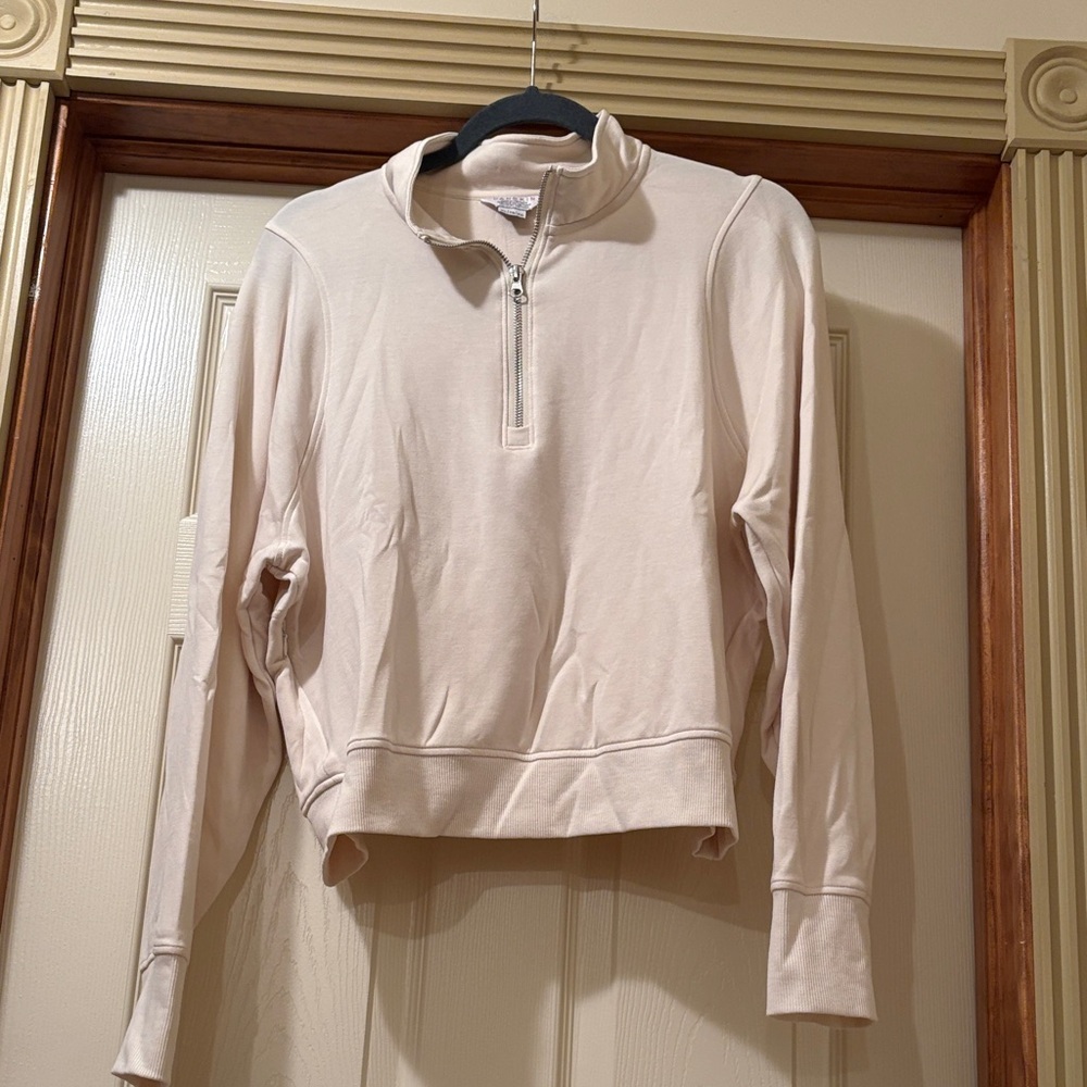 DANSKIN Cream Crewneck Top